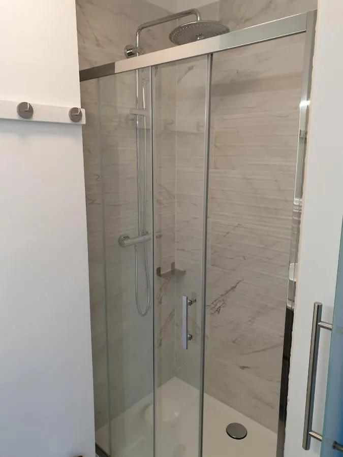 B&B Luxe Suites 1-2-3 安特卫普 住宿加早餐酒店