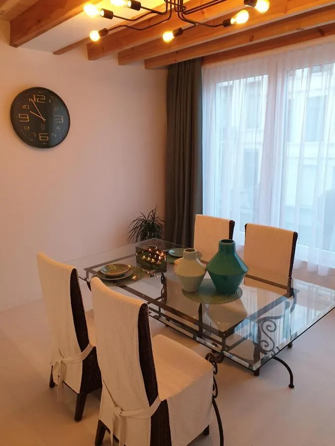 ** Bed & Breakfast B&B Luxe Suites 1-2-3 Anversa Belgio